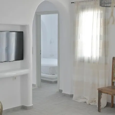 Naxian Album Villa